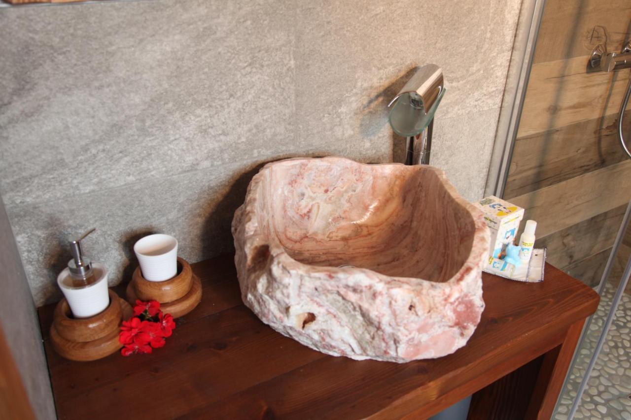 布吕松Mi Casa Tu Casa住宿加早餐旅馆 外观 照片